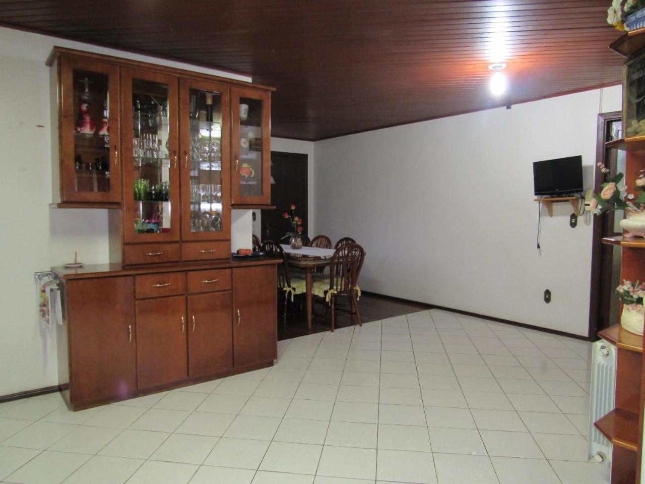 Apartamento Adriana Apartment Gramado Exterior photo
